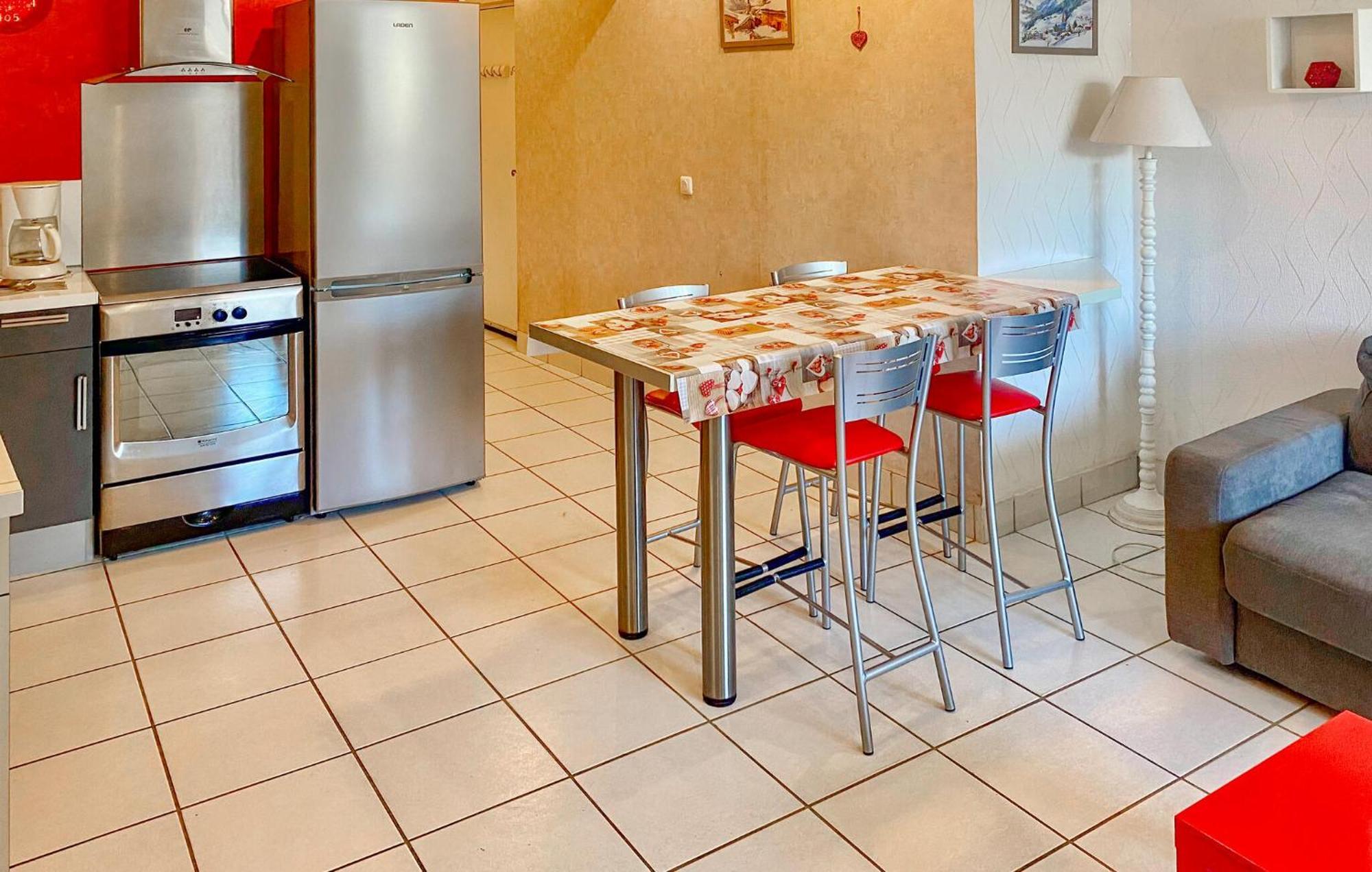 Beautiful Apartment In La Bourboule With Kitchen Le Mont-Dore Ngoại thất bức ảnh